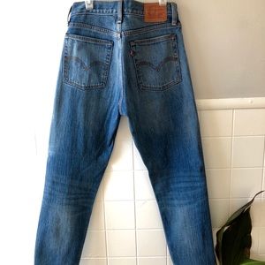 LEVI’S Wedgie Oak White Jeans